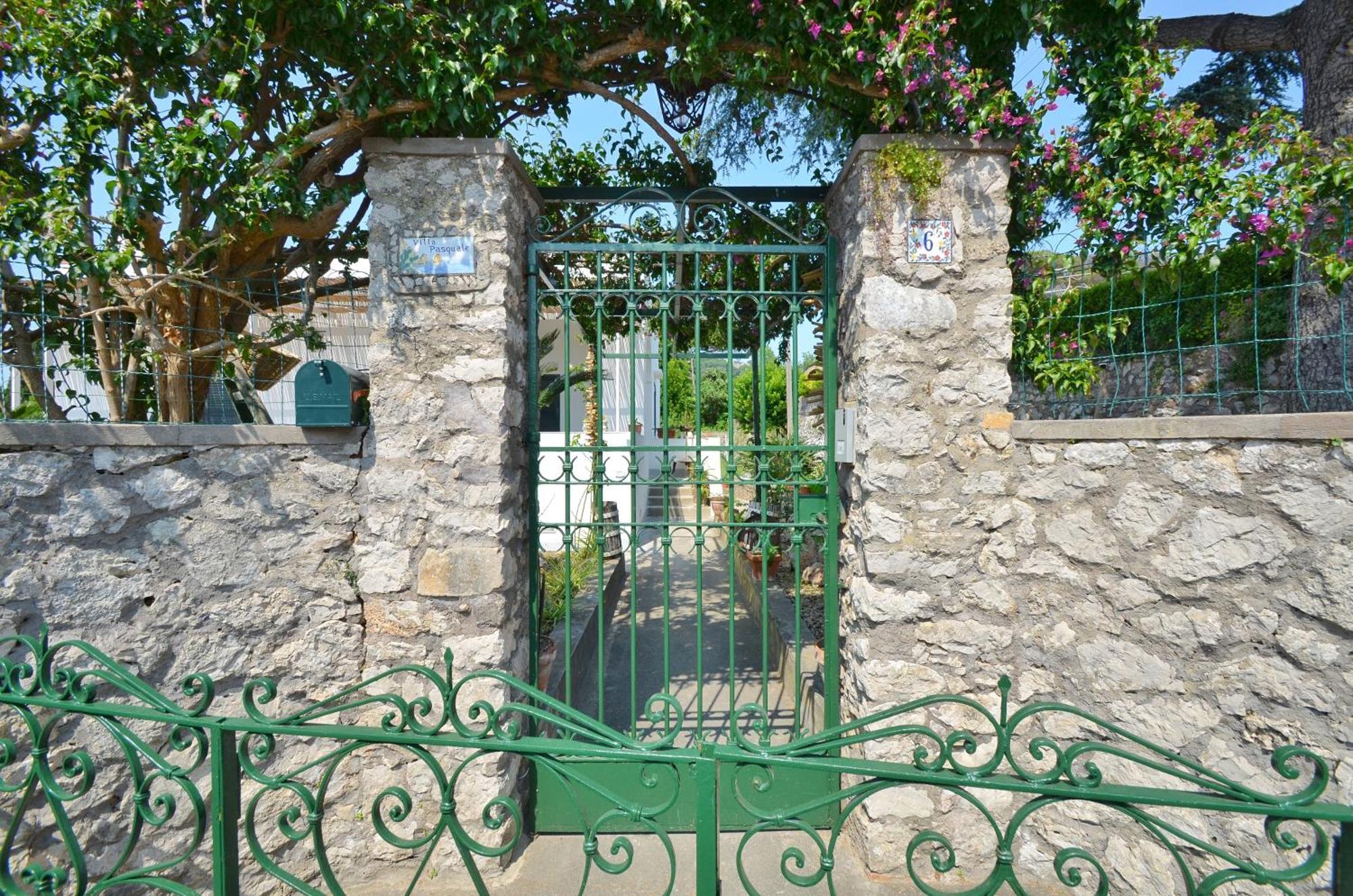 Dimora Storica Villa Pasquale Capri Exterior photo
